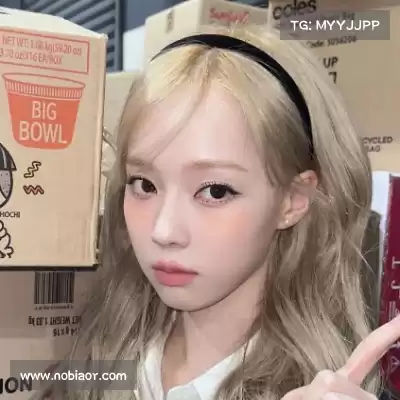 万桢翼